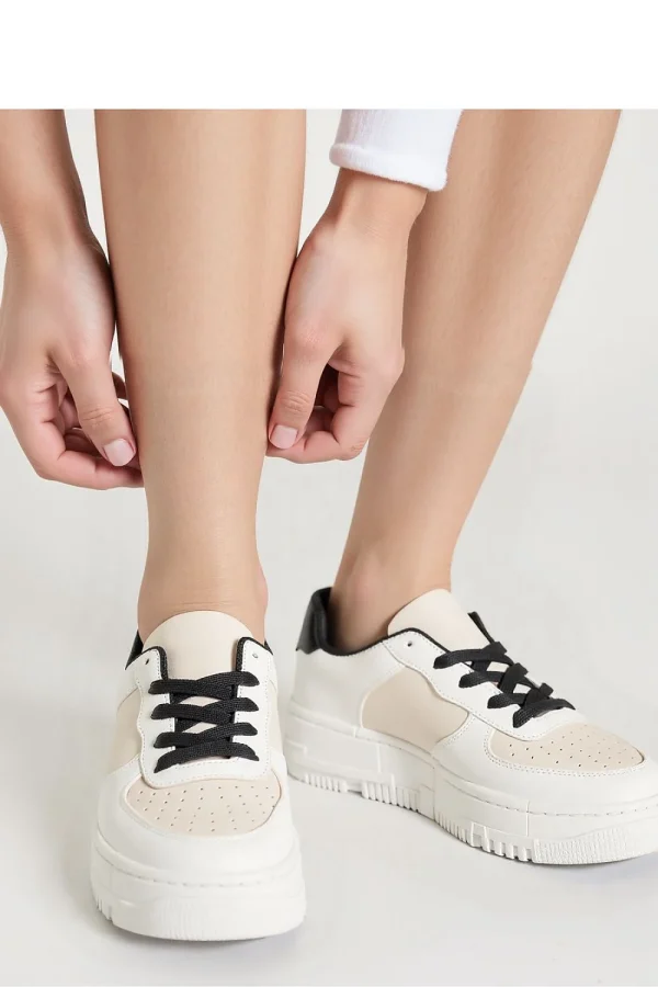 Sport Shoes model 210207 Inello