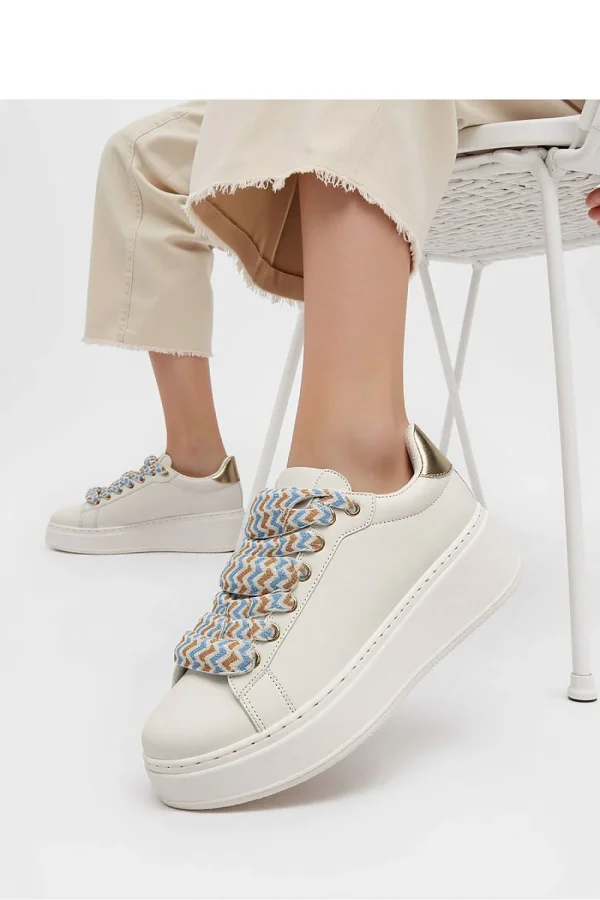 Sport Shoes model 210228 Inello