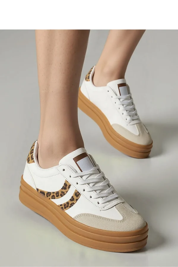 Sport Shoes model 210261 Inello