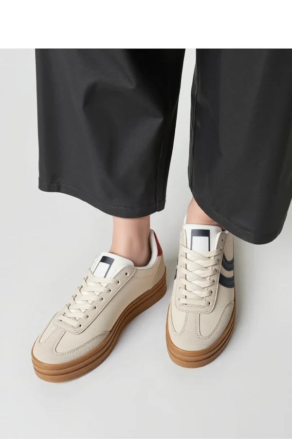 Sport Shoes model 210262 Inello