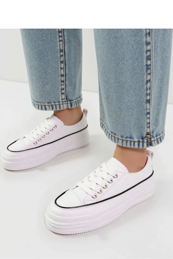 Sport Shoes model 210273 Inello