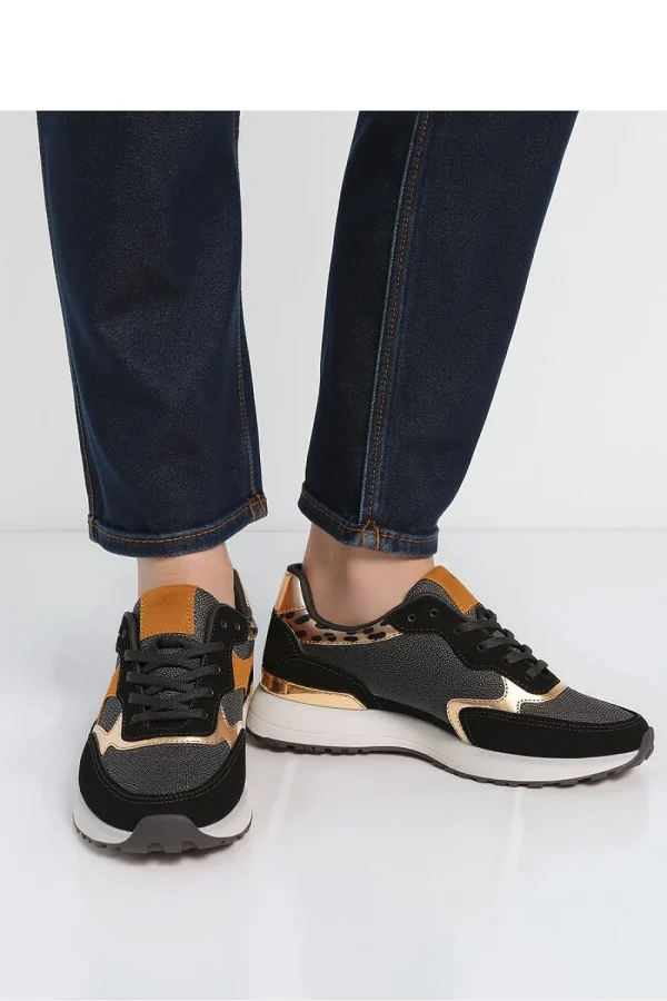 Sport Shoes model 210276 Inello