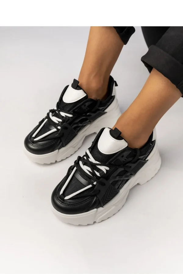 Sport Shoes model 210378 Inello