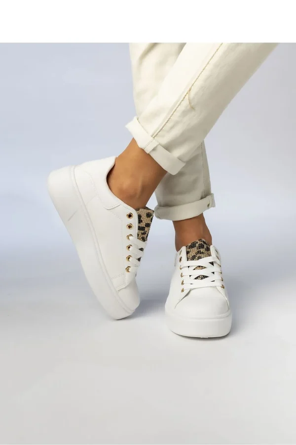 Sport Shoes model 210583 Inello