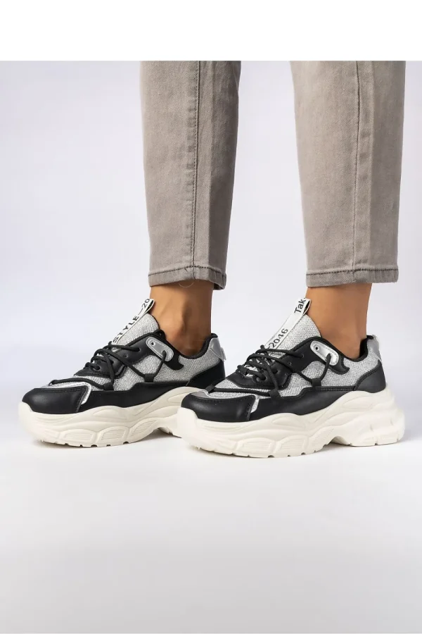 Sport Shoes model 210599 Inello