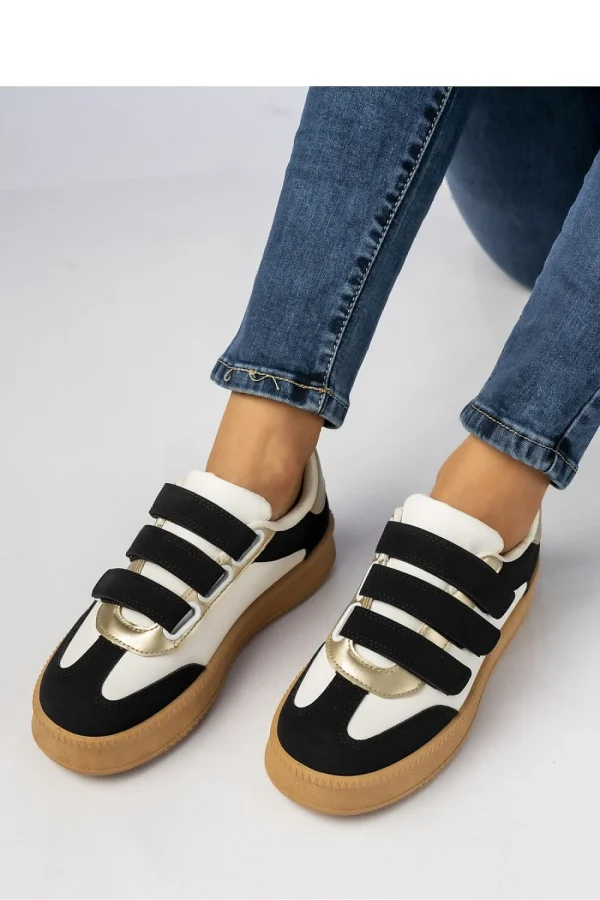 Sneakers model 210609 Inello