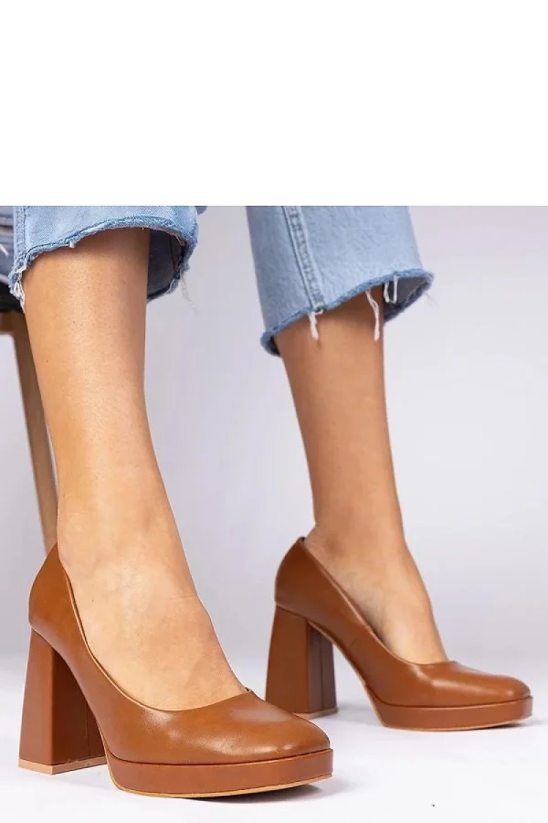 Block heel pumps model 210923 PRIMO