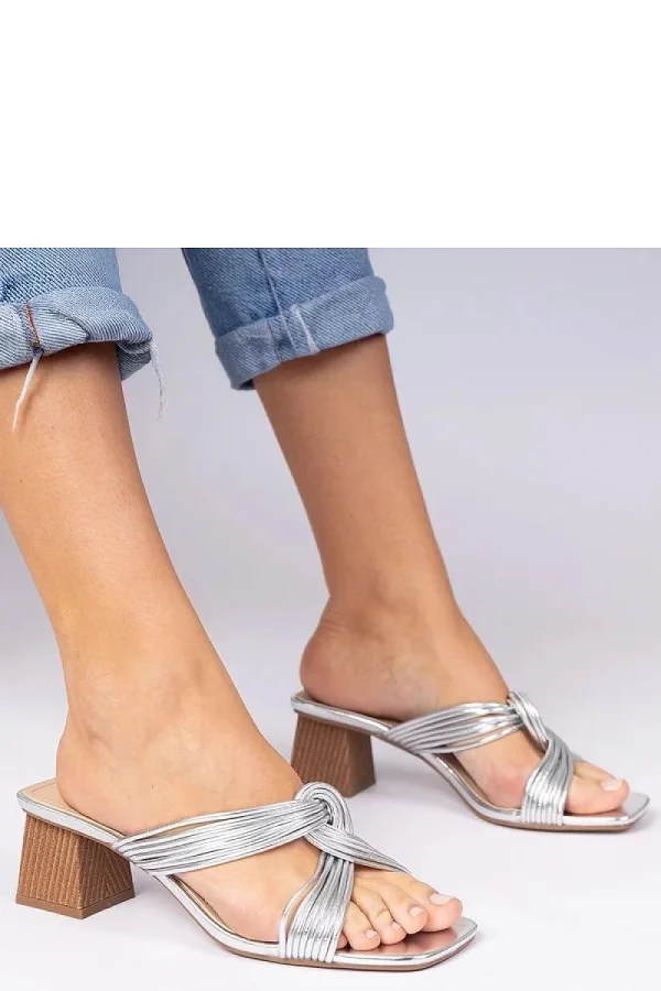 Flip-flops model 211035 PRIMO