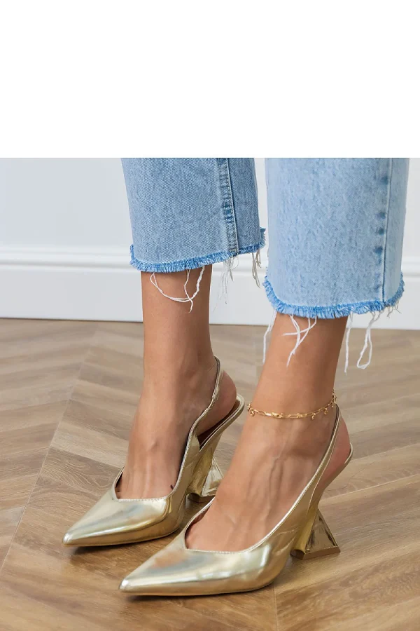 Heel pumps model 215098 PRIMO