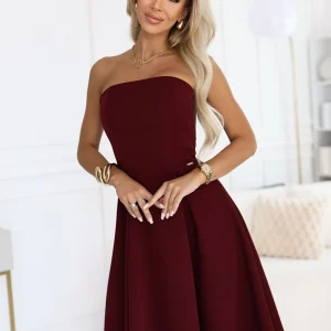 Evening dress model 220667 Numoco