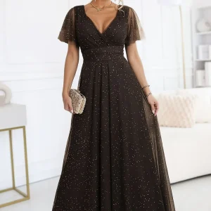 Long dress model 221796 Numoco
