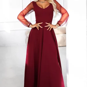 Long dress model 222146 Numoco