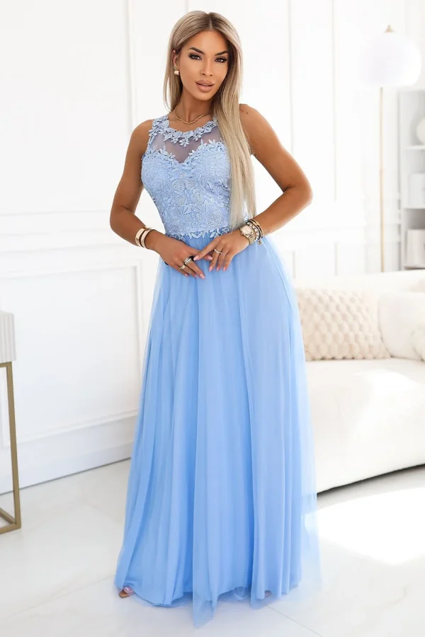 Long dress model 227063 Numoco