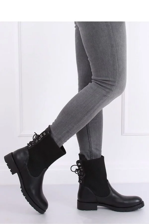 Boots model 150677 Inello