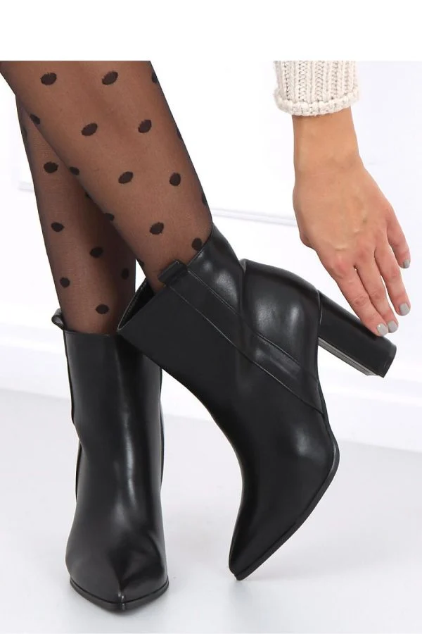 Heel boots model 159286 Inello