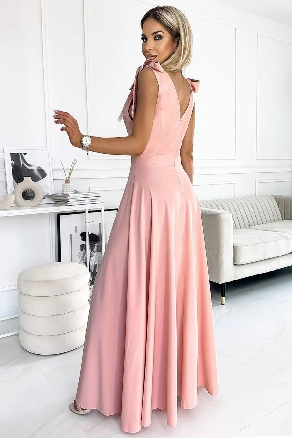Evening dress model 177063 Numoco